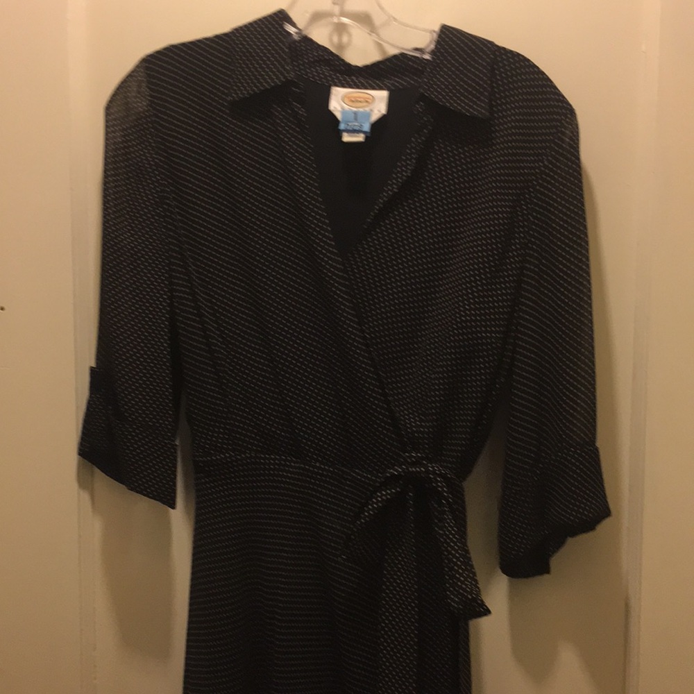 Gorgeous floaty silk Talbots cocktail length dress